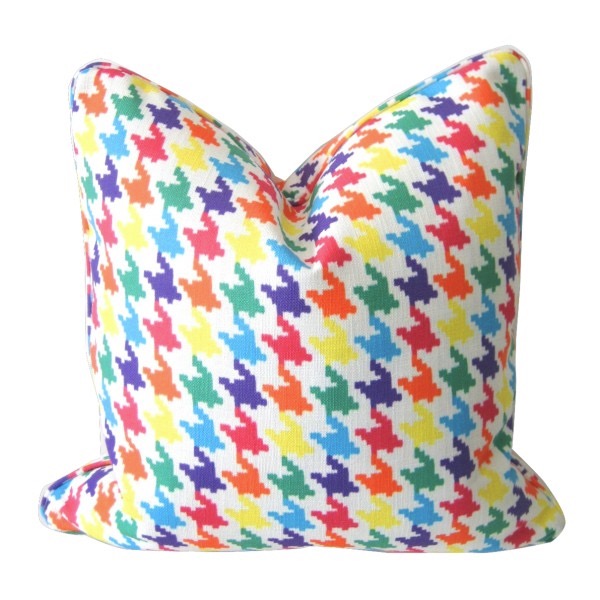 Happy Houndstooth Cushion Cover from Ivy & Piper | More Mother's Day Gift ideas on the RSD Blog. www.rsdesigns.com.au/blog/