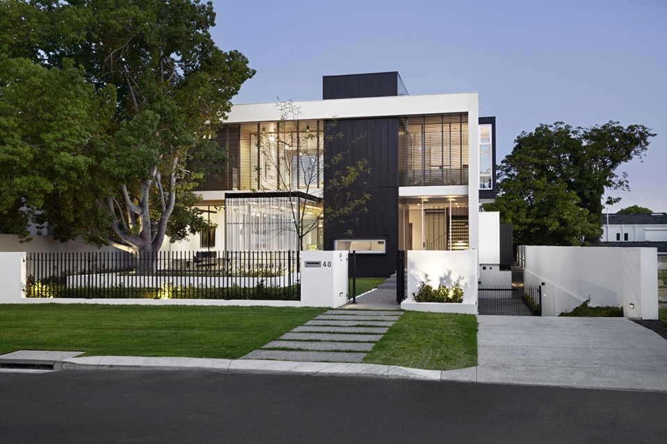 Gallery House by Craig Steere Architects, Perth. #residential #architecture