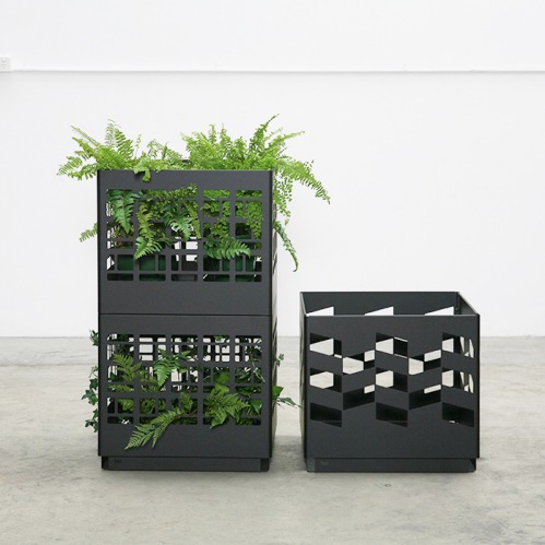 Stackable Garden Tower from Tait. More #greenwall ideas on the RSD Blog.