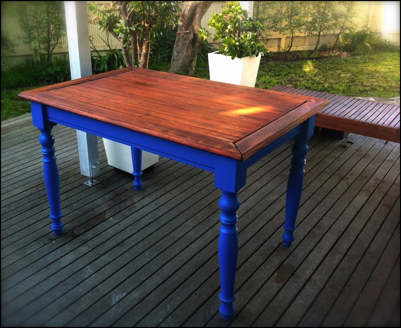 Upcycled Outdoor table - refurbished Road Side treasure on the RSD Blog. More at www.rsdesigns.com.au/blog/