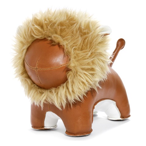 Zuny classic Sanua the Lion bookend, available from Top3 by Design. More #Leo and Lion-inspired products on the RSD Blog.