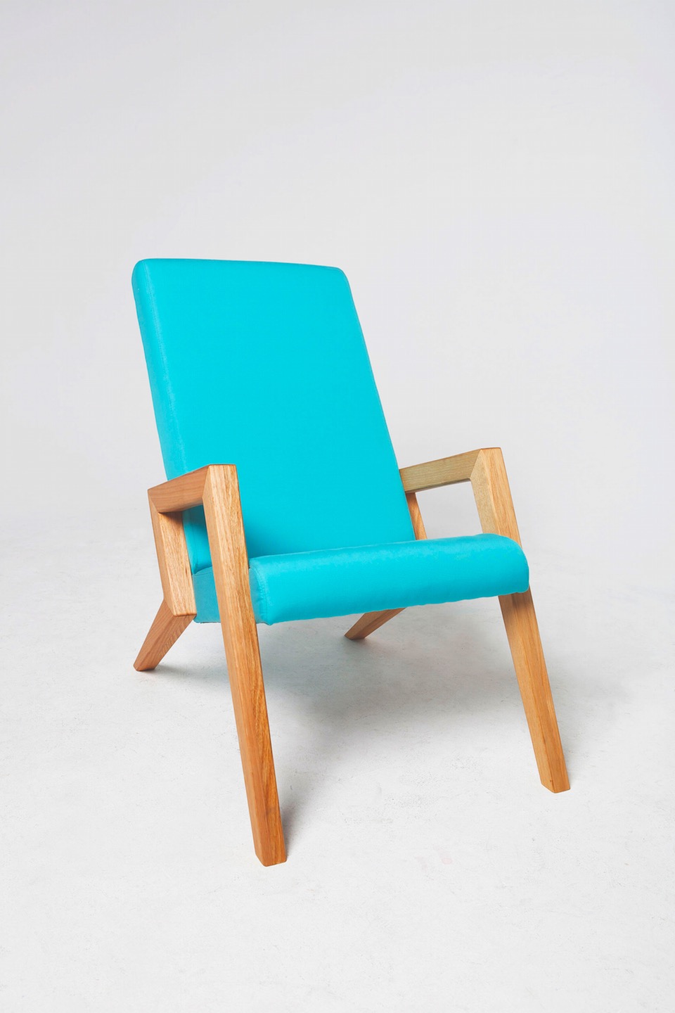 Aerial Chair by Megan Devenish-Krauth, industrial designer at Megmeg.